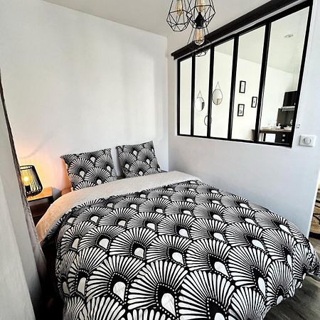 Joli Appartement Avec Parking La Rochelle  Bagian luar foto